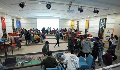 Bilim Konya’dan Yarıyıl Tatilinde “TEKNOFEST Robolig Kampı”