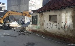 Osmangazi’de metruk bina temizliği