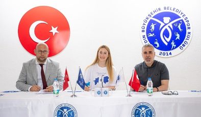 Aydın Büyükşehir Belediyespor’a yeni pasör: Gizem Mısra Aşçı