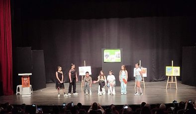Başkan Çerçioğlu’nun Başlattığı Yaratıcı Drama Atölyesi’nin Minik Öğrencilerinden Muhteşem Gösteri