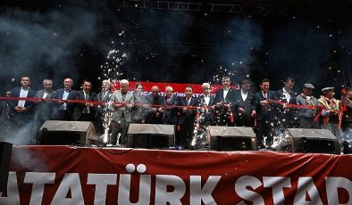 Başkan Muhittin Böcek, “Stadyum Kumluca’mıza değer katacak”