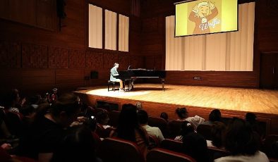 Çocuklar AASSM’de “Mozart” ile tanıştı