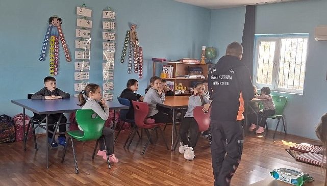 İtfaiye’den Öğrencilere Yangın Güvenliği Eğitimi