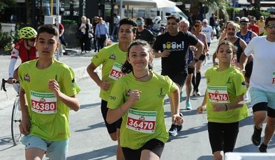 Karşıyaka, Anneler Günü’nde Zübeyde Hanım’a koşuyor: Son başvuru 9 Mayıs!