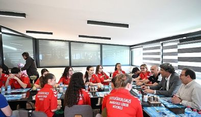 Kartepeli Öğrenciler Türkiye Şampiyonu Oldu