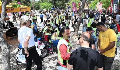 Motosiklet tutkunları Kemer’de buluştu