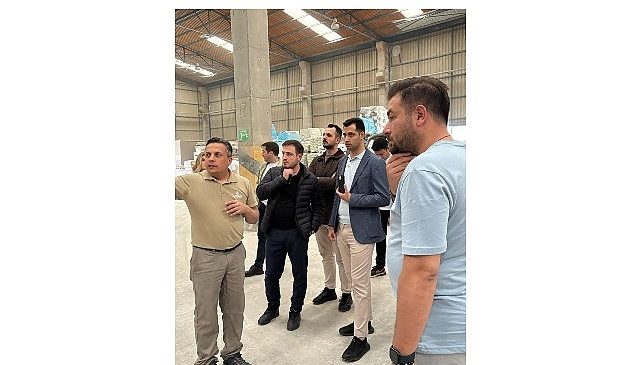 Yurtbay Seramik satış ve pazarlama toplantısının ilk çeyreğini Adana’da gerçekleştirdi